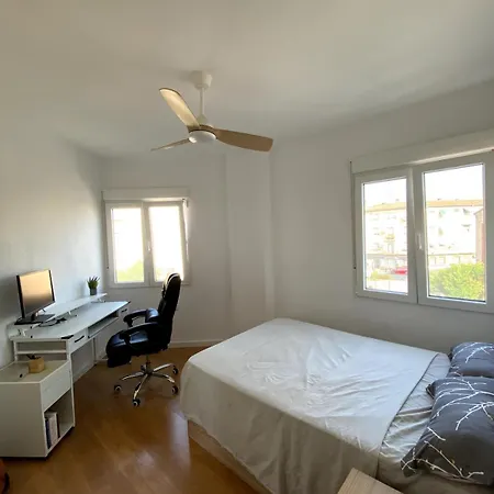 Bright & Quiet Close To Valensiya